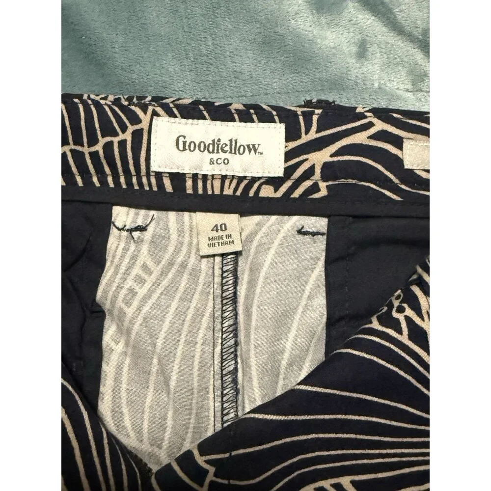 GOODFELLOW &‎ CO. Short Men 40 Navy Floral Linden Stretch 9